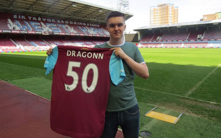 West Ham sign an eSports star